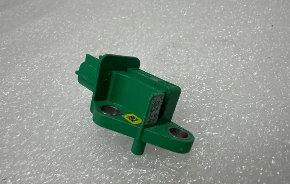 Audi Q7 4L Airbag deployment crash/impact sensor 1K0909606C 5WK43544