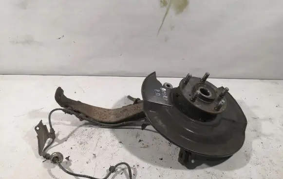 Honda Accord Front wheel hub spindle knuckle