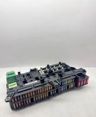 BMW X5 E53 Fuse module 8380409