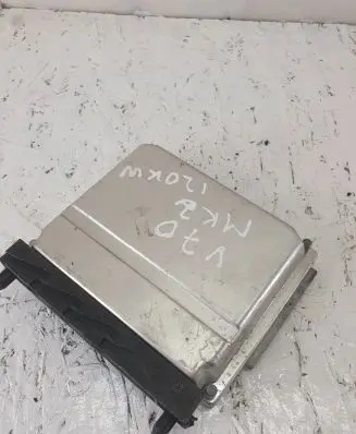 Volvo V70 Engine control unit/module 30637733A 1039S00000 0281011078