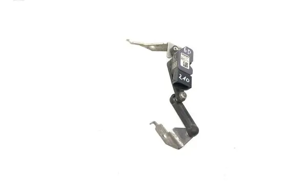 Volvo XC60 Rear air suspension level height sensor 31681288