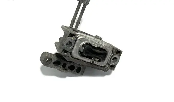 Volkswagen PASSAT B8 Engine mount bracket 3Q0199262J 44426