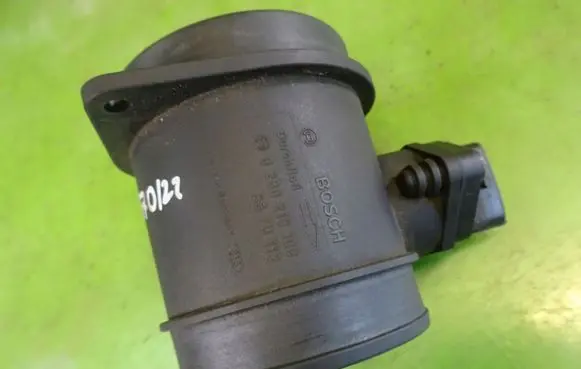 Volvo S80 Mass air flow meter 0280218109