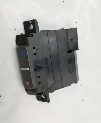 Volkswagen Phaeton Air conditioning (A/C) switch 3D0919815M