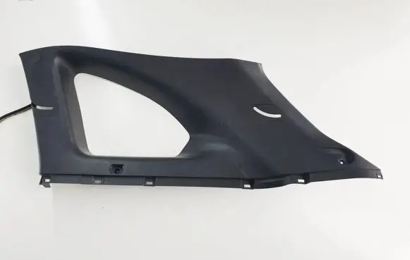 Chevrolet Captiva Cover in windowsill 