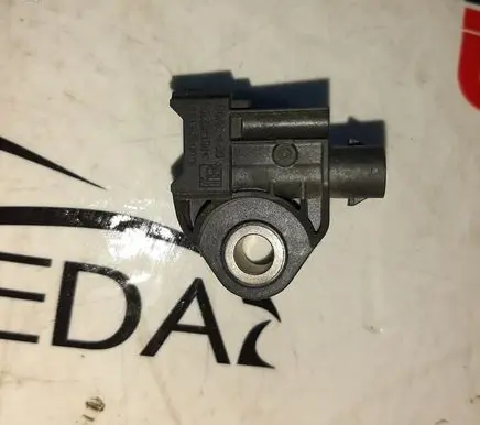 Aston Martin DB11 Airbag deployment crash/impact sensor A2139051300
