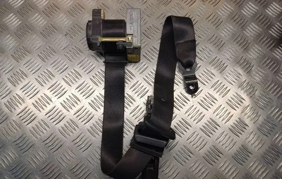 Mercedes-Benz C W203 Front seatbelt 33015930F A2038600088