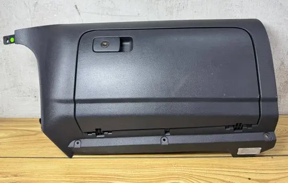 Volkswagen Golf VI Glove box 1K1857097 1K1857097C P0110294