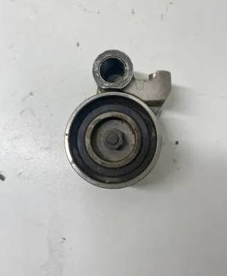 Toyota Land Cruiser (J120) Alternator belt tensioner 
