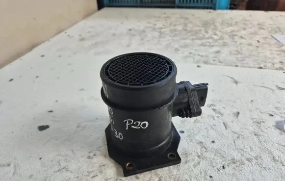 Nissan Terrano Mass air flow meter 0281002594