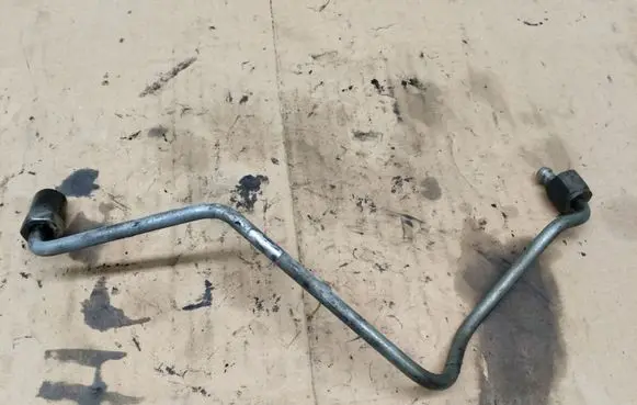 Toyota Corolla E120 E130 Fuel line pipe