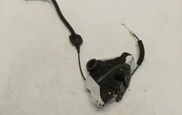 Renault Arkana Front door lock 805029142R