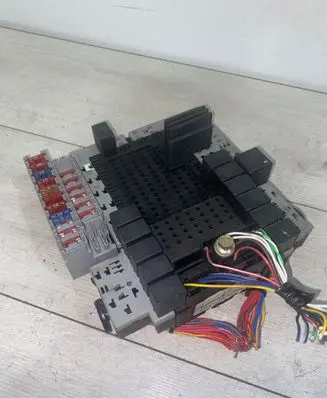 Volvo S60 Fuse box set 8645410 8645411 00W504