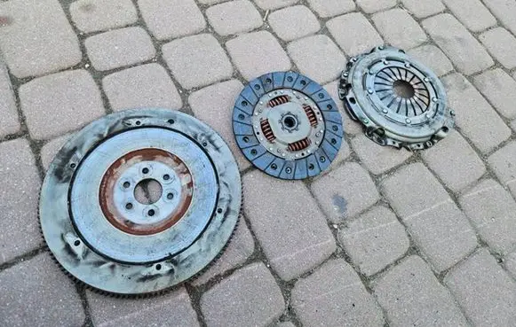 Opel Corsa E Clutch set kit 55565534