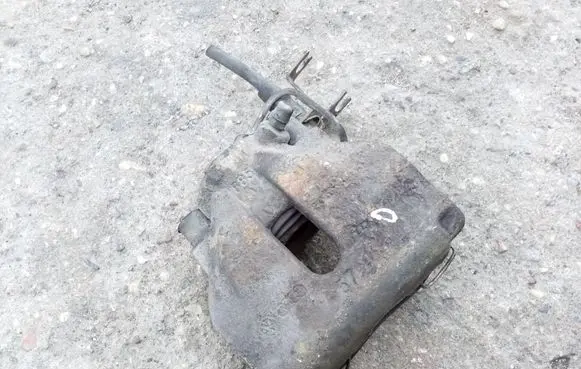 Volkswagen PASSAT B5.5 Front brake caliper