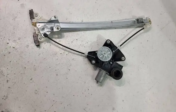 Toyota Yaris Cross Front door electric window regulator 857100D540 0620206771