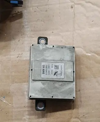 BMW X5 E53 Antenna control unit 6905950