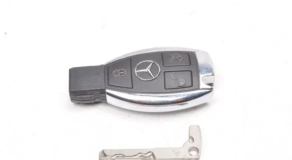 Mercedes-Benz C W205 Ignition key/card 