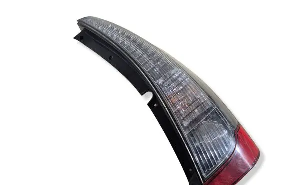 Mitsubishi Grandis Rear/tail lights