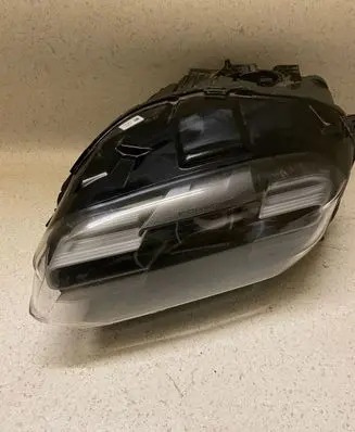 Porsche Taycan 9J1 Headlight/headlamp 9J1941035F 135700101158 1140G370005