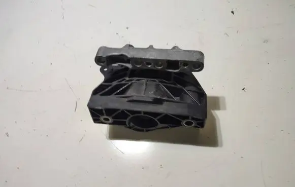 Peugeot 2008 II Engine mount vacuum valve CMP243427