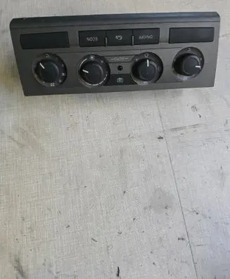 Audi A6 S6 C6 4F Climate control unit 4F1820043M 4F0910043 5HB00883434