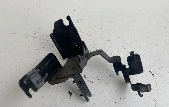 Renault Zoe ABS pump bracket 478400817R