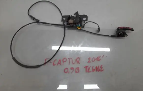 Renault Captur Engine bonnet/hood lock release cable 