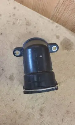 Mercedes-Benz C AMG W205 other engine part A205384