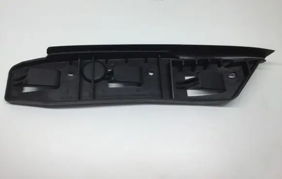 Skoda Superb B5 (3U) Front bumper mounting bracket 3U0807183
