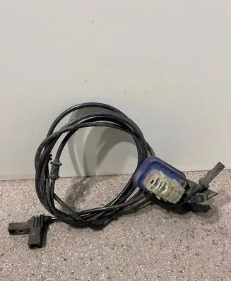 Mercedes-Benz C W204 ABS rear brake sensor A2045404605 A2045400317 A0545450826