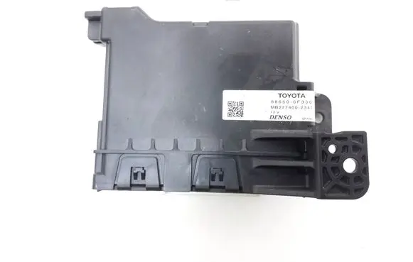 Toyota Verso Other control units/modules 886500F330
