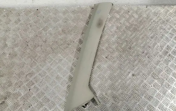 Toyota Avensis T270 (A) pillar trim 6221105901B0 6221105040