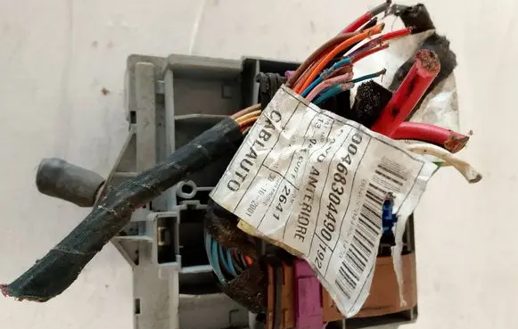 Fiat Stilo Fuse module 46796534
