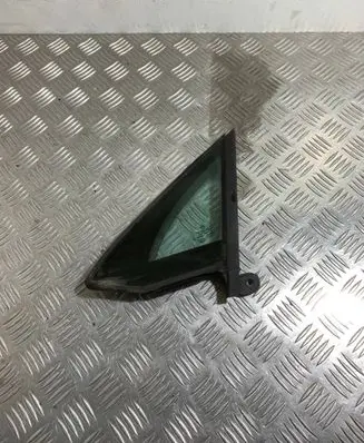 Volkswagen PASSAT B8 Front door vent window glass four-door 3G0845113C