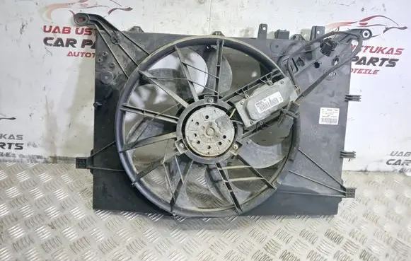 Volvo XC70 Electric radiator cooling fan 30680547 137328081