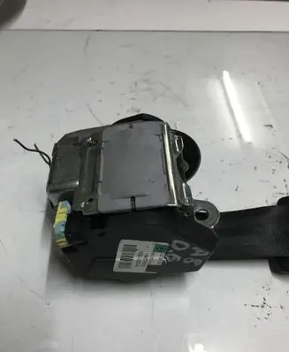 Audi A8 S8 D3 4E Rear seatbelt 610311500