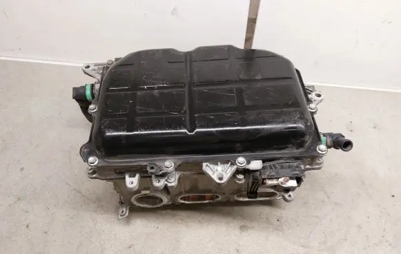Toyota Prius+ (ZVW40) Voltage converter inverter G920047201