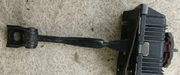 Jaguar XF X250 Front door check strap stopper 8X23F23552AB