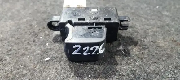 Nissan Micra Electric window control switch