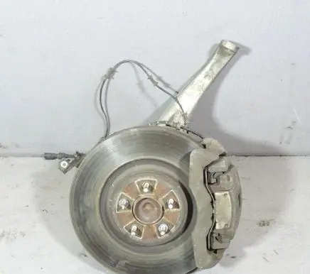 Front wheel hub spindle knuckle