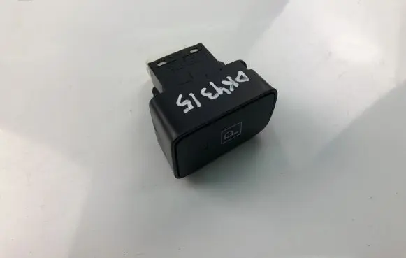 Toyota Auris E180 Other switches/knobs/shifts 8471802060