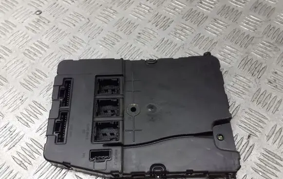 Renault Scenic II - Grand scenic II Fuse box set 8200780021