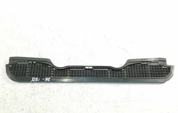 BMW 3 E36 Dashboard air vent grill cover trim 1977679 F365113