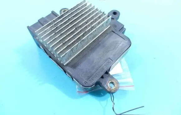 Toyota Sienna XL30 III Coolant fan relay 89257-30080 IMPRK1257002