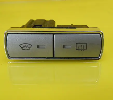 Ford Mondeo Mk III Windscreen/window heater switch 18K574AB