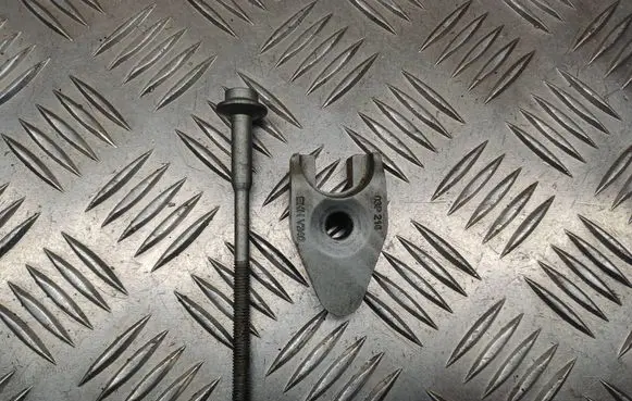 Fuel Injector clamp holder