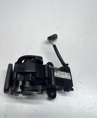 Mercedes-Benz Vaneo W414 Vent window/glass motor A4148200442 1620006663