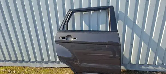 Land Rover Evoque I Rear door 