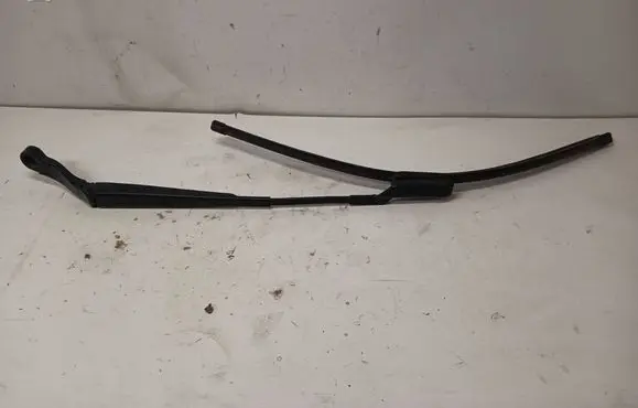 Chevrolet Volt II Front wiper blade arm 23251333
